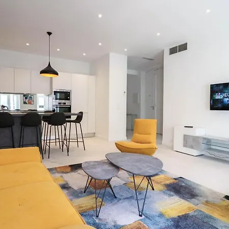 Napoleon Luxurious Renovated 1min From Palais Apartament Cannes